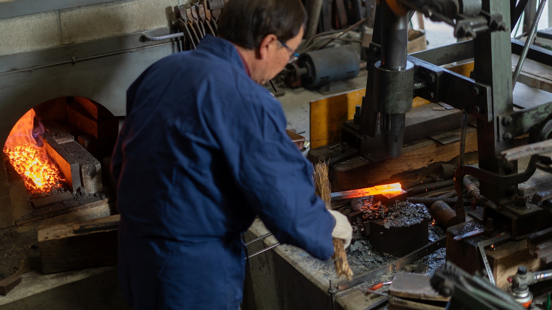 隈部刃物製作所